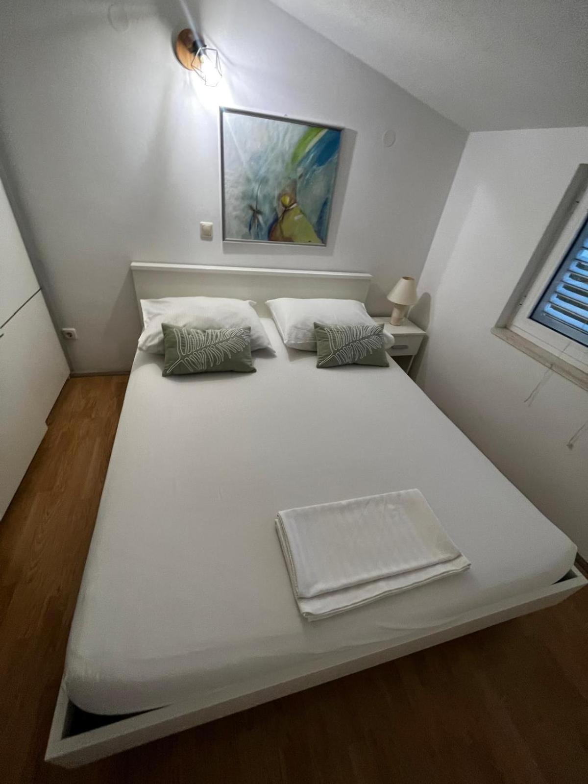 Apartments Kapetanovi Dvori Трогир Экстерьер фото