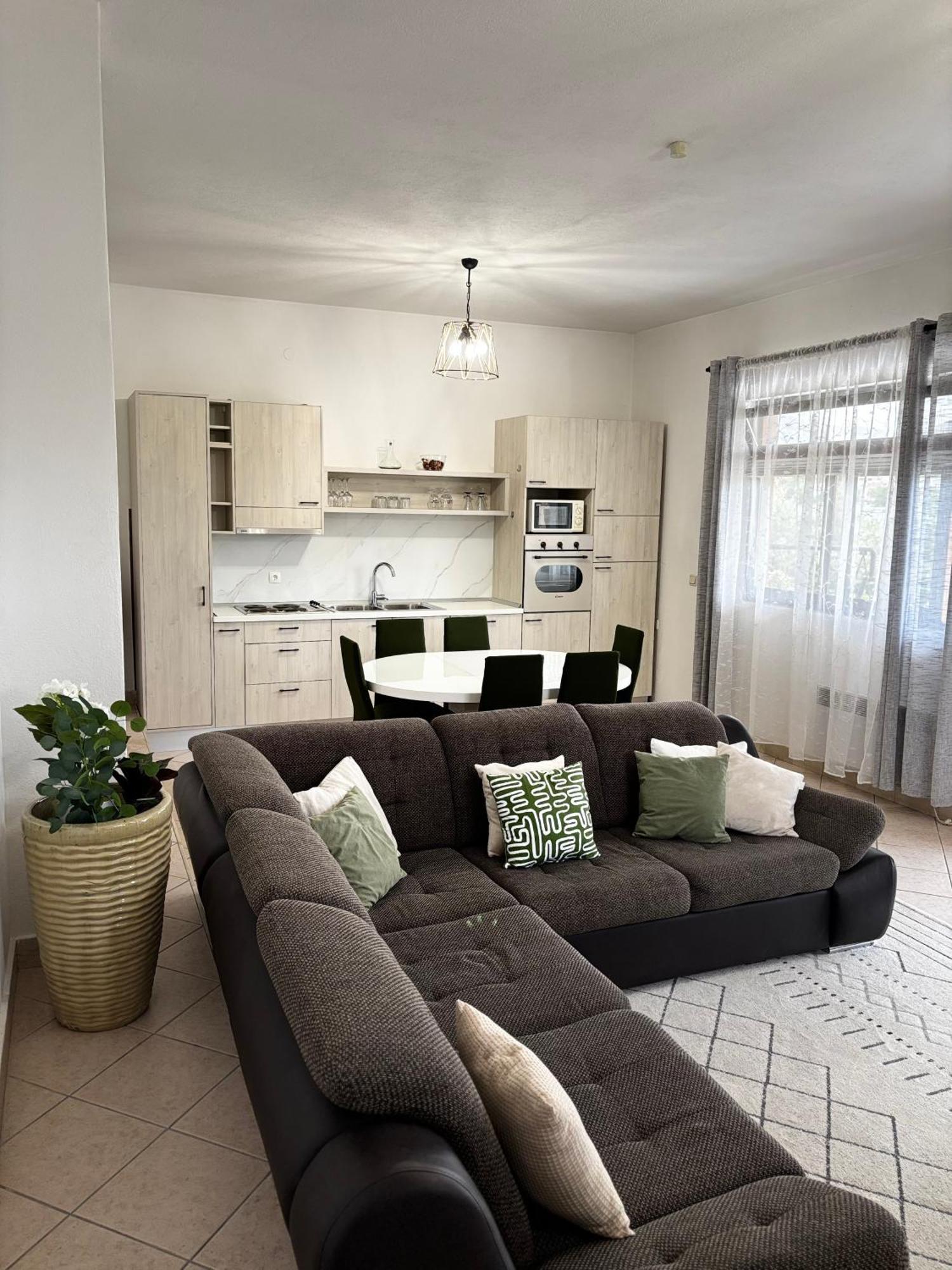 Apartments Kapetanovi Dvori Трогир Экстерьер фото